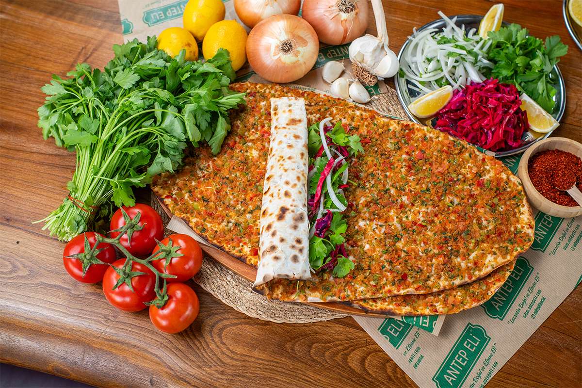 Anadolu Gastronomisinde Lahmacunun Yeri