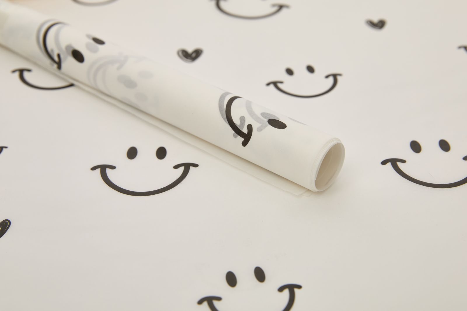 smiley-desenli-pel-r-ka-d-48x68cm-2 Smiley Desenli Pelür Kağıdı 48x68cm - Görsel 1